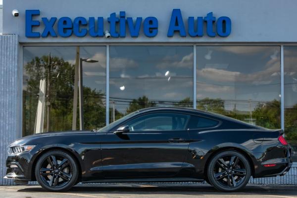 Used 2015 FORD MUSTANG