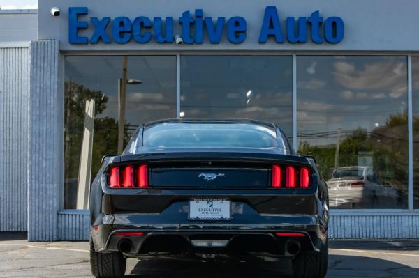 Used 2015 FORD MUSTANG