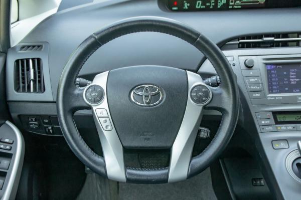 Used 2013 Toyota PRIUS V V