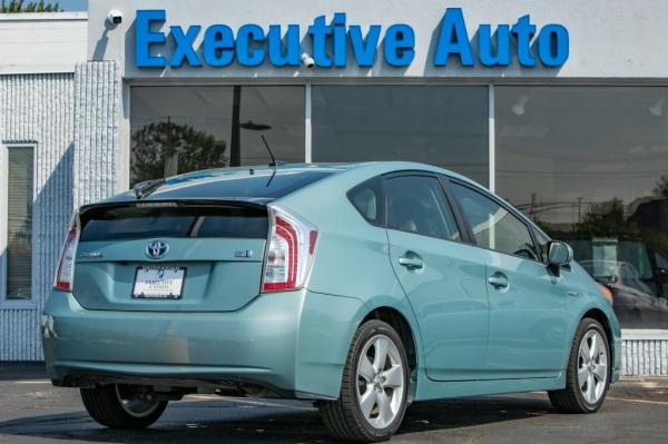 Used 2013 Toyota PRIUS V V