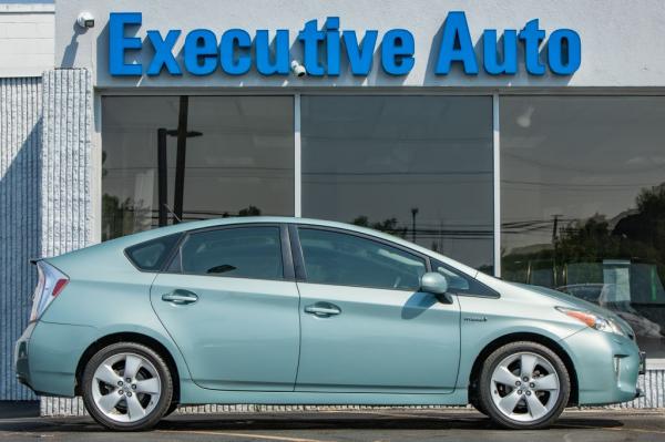 Used 2013 Toyota PRIUS V V