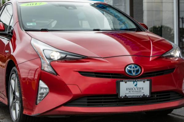 Used 2017 Toyota PRIUS III TOUR Three Touring