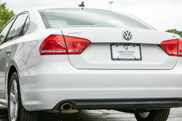 Used 2014 VOLKSWAGEN PASSAT SE SE