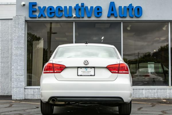 Used 2014 VOLKSWAGEN PASSAT SE SE