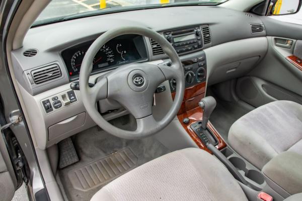 Used 2006 Toyota COROLLA LE le