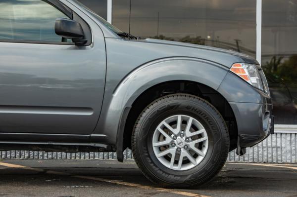 Used 2017 NISSAN FRONTIER SV SV