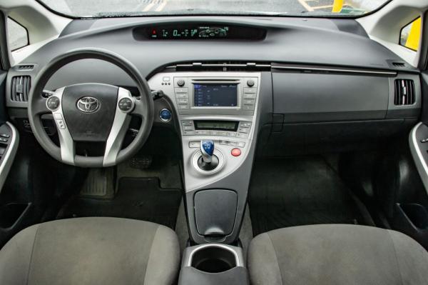 Used 2014 Toyota PRIUS II