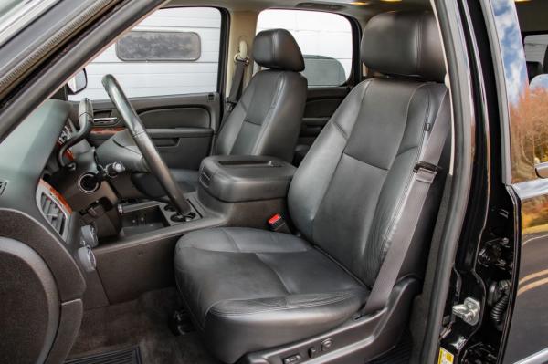 Used 2013 CHEVROLET TAHOE LTZ 1500 LTZ