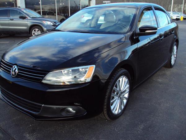 Used 2011 VOLKSWAGEN JETTA SEL SEL