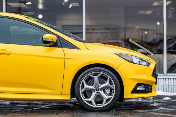 Used 2017 FORD FOCUS ST ST