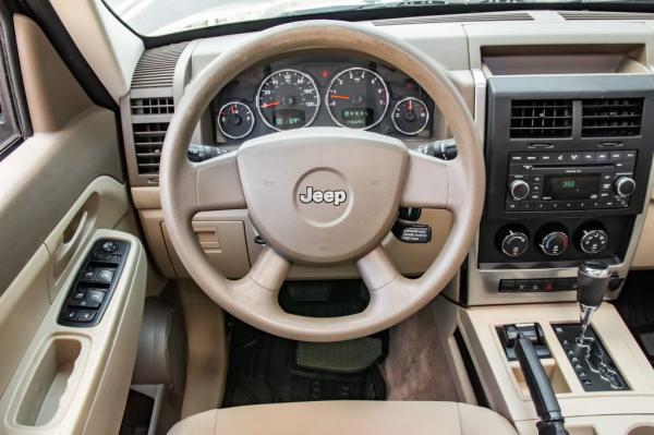 Used 2008 JEEP LIBERTY SPORT SPORT