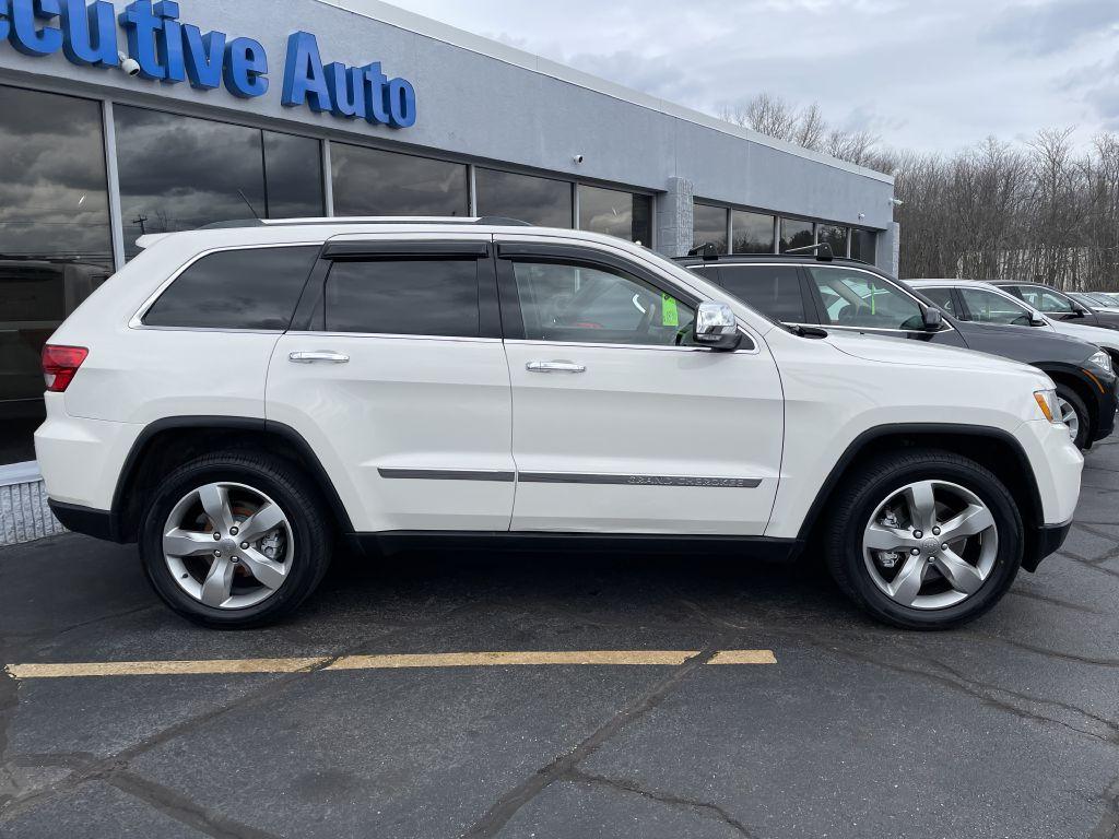 Used 2012 JEEP GRAND CHEROKEE OVERLAND For Sale ($19,999) | Executive ...