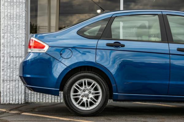 Used 2008 FORD FOCUS SE SE