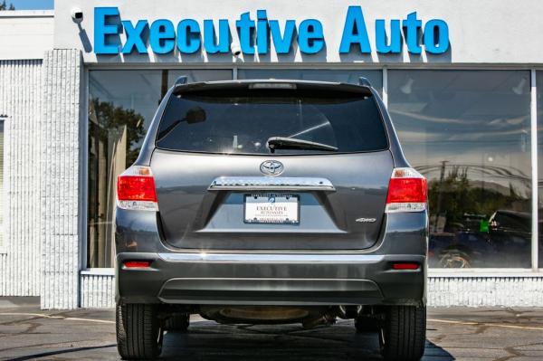 Used 2012 Toyota HIGHLANDER LTD LIMITED