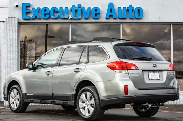 Used 2011 SUBARU OUTBACK 25I PREMIUM