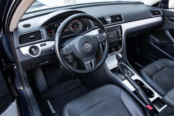 Used 2013 VOLKSWAGEN PASSAT SE