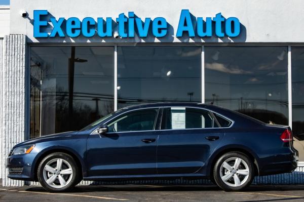 Used 2013 VOLKSWAGEN PASSAT SE