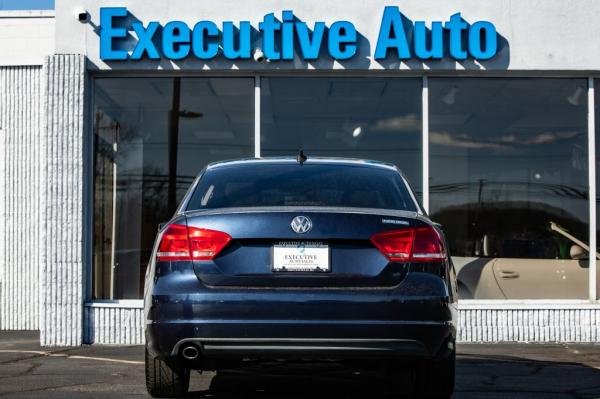 Used 2013 VOLKSWAGEN PASSAT SE