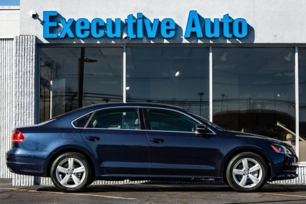 Used 2013 VOLKSWAGEN PASSAT SE