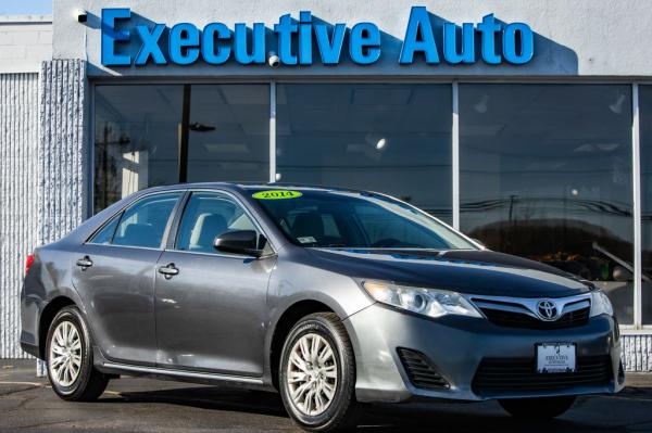 Used 2014 Toyota CAMRY LE LE