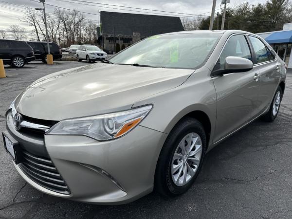 Used 2016 Toyota CAMRY LE LE