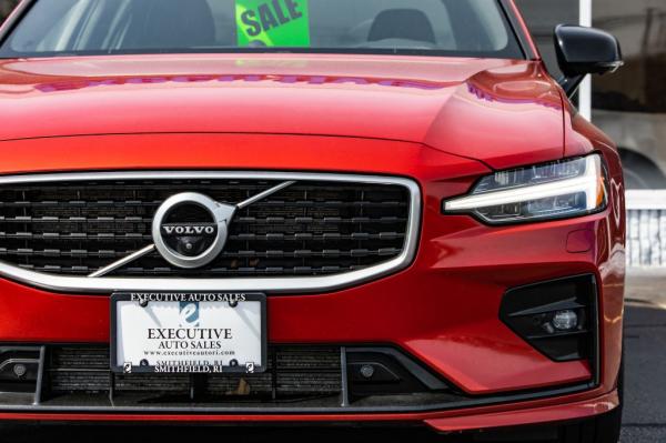 Used 2019 VOLVO S60 T6 R DESIGN T6 R DESIGN