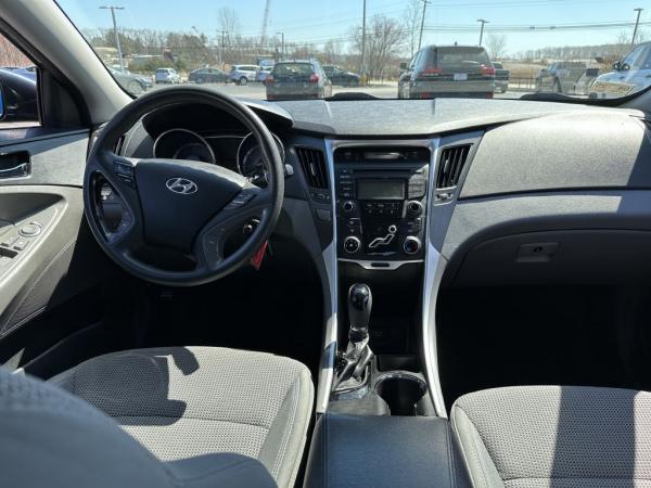 Used 2013 HYUNDAI SONATA GLS GLS