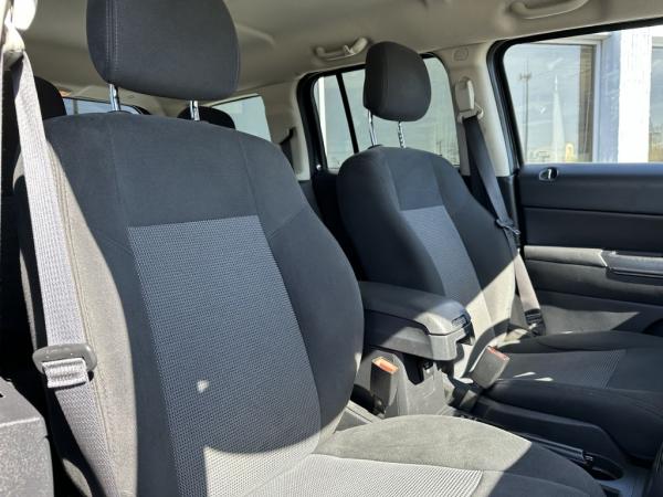 Used 2015 JEEP PATRIOT LATITUD LATITUDE