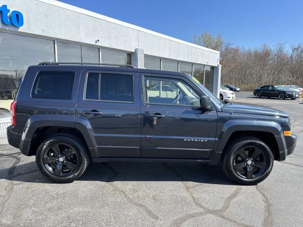 Used 2015 JEEP PATRIOT LATITUD LATITUDE