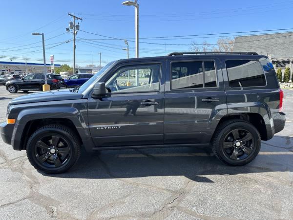 Used 2015 JEEP PATRIOT LATITUD LATITUDE