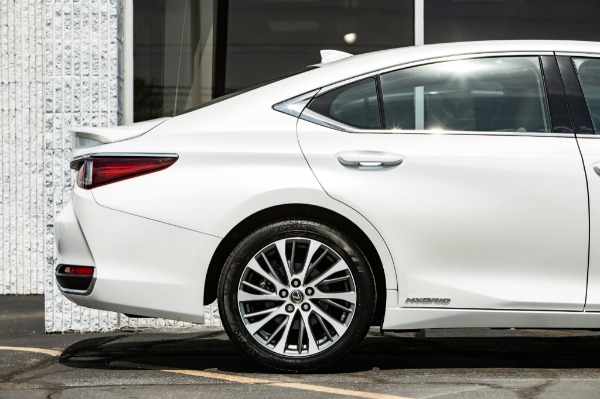 Used 2020 LEXUS ES 300H 300H