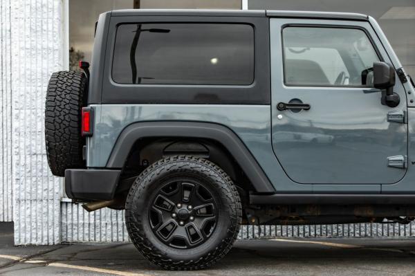 Used 2015 JEEP WRANGLER WILLY' SPORT