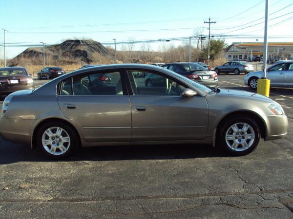 Used 2006 NISSAN ALTIMA S