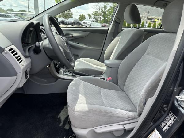 Used 2009 Toyota COROLLA LE BASE