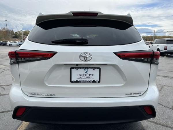 Used 2020 Toyota HIGHLANDER XLE XLE