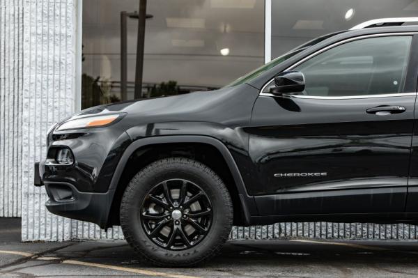 Used 2016 JEEP CHEROKEE LATITUDE