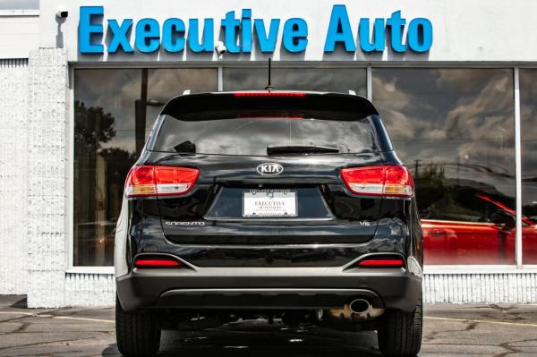 Used 2016 KIA SORENTO LX LX