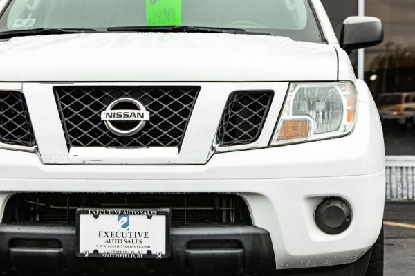 Used 2012 NISSAN FRONTIER SV Crew Cab