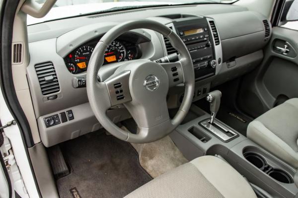 Used 2012 NISSAN FRONTIER SV Crew Cab