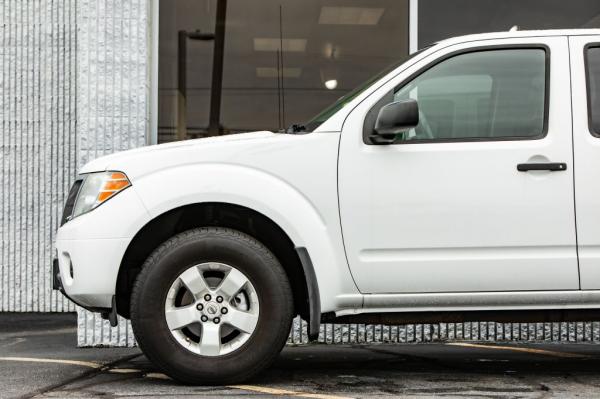 Used 2012 NISSAN FRONTIER SV Crew Cab