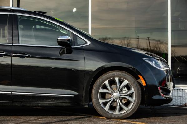 Used 2017 CHRYSLER PACIFICA LTD LIMITED