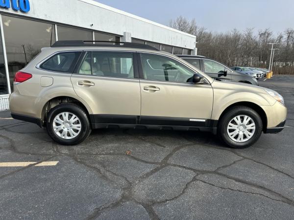 Used 2010 SUBARU OUTBACK 25I