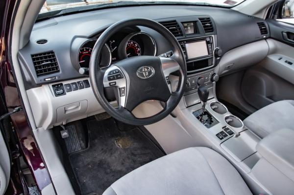 Used 2013 Toyota HIGHLANDER BASE