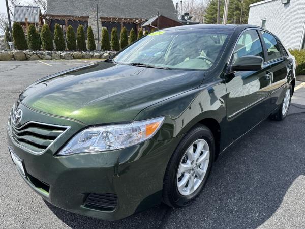 Used 2011 Toyota CAMRY LE