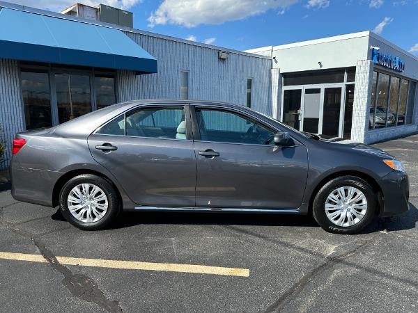 Used 2014 Toyota CAMRY LE LE