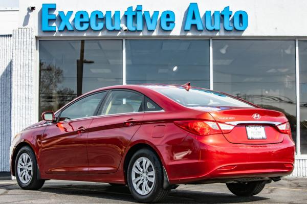 Used 2011 HYUNDAI SONATA GLS