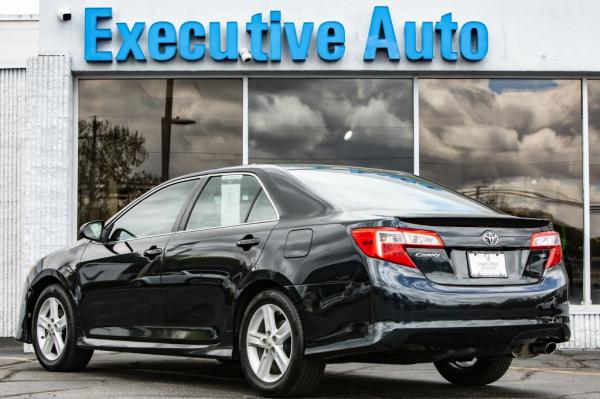 Used 2012 Toyota CAMRY SE BASE