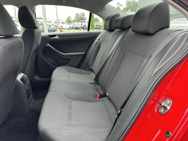 Used 2013 VOLKSWAGEN JETTA BASE