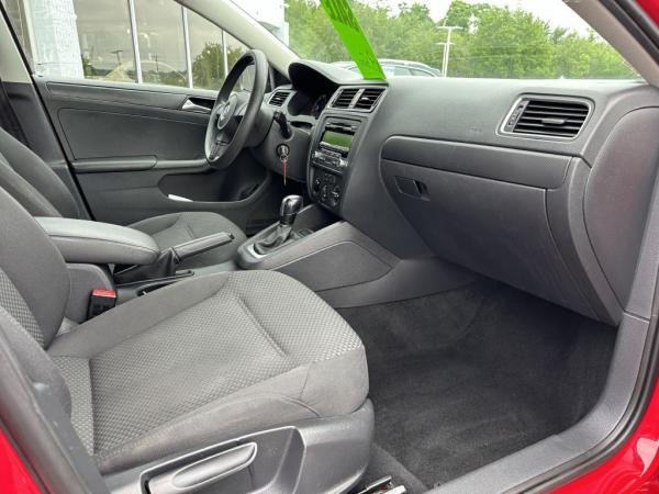 Used 2013 VOLKSWAGEN JETTA BASE