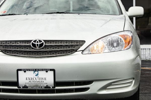 Used 2004 Toyota CAMRY LE LE